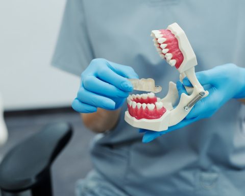 Why Should I Seek an Emergency Dentist?