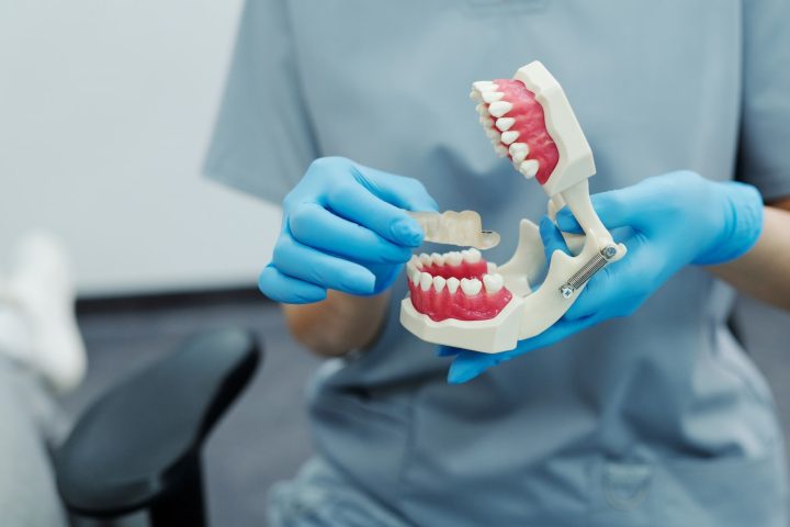 Why Should I Seek an Emergency Dentist?